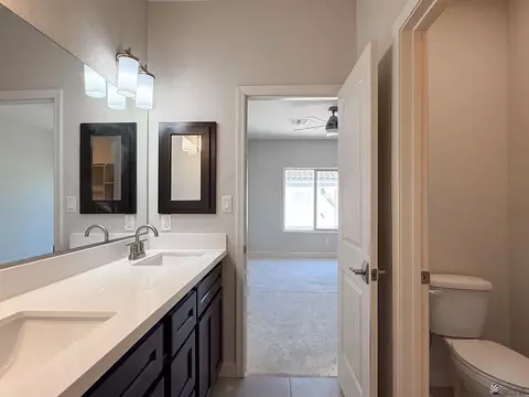 Bath - 8564 E Desert Spring Dr, Yuma, AZ 85365 photo 3 of 5