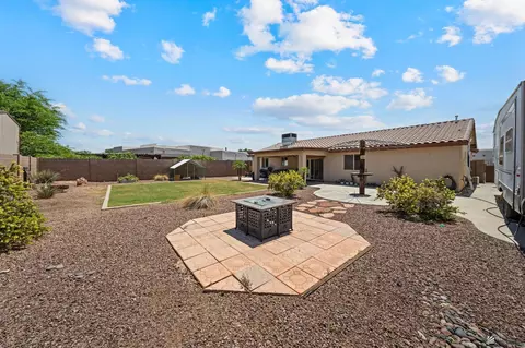 Exterior - 11598 E 27 St, Yuma, AZ 85367 photo 3 of 5