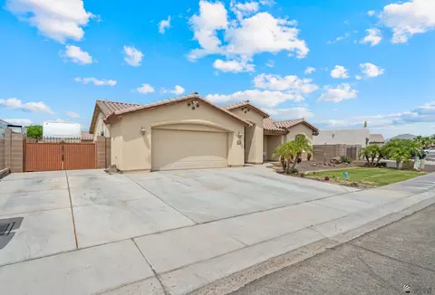 Exterior - 11598 E 27 St, Yuma, AZ 85367 photo 2 of 5