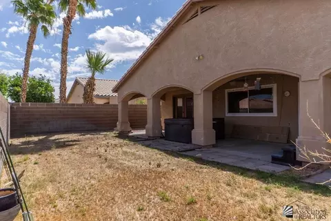 Exterior - 10632 E 34 Pl, Yuma, AZ 85365 photo 4 of 5