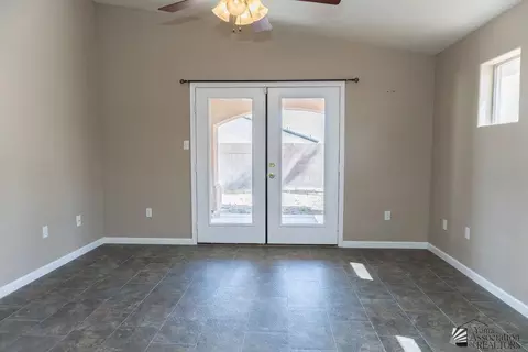 Living - 10632 E 34 Pl, Yuma, AZ 85365 photo 8 of 8