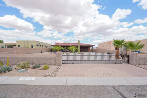 Exterior - 12742 E 48 Dr, Yuma, AZ 85367 photo 2 of 15
