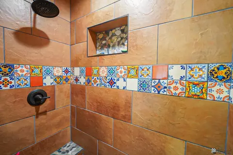 Bath - 12742 E 48 Dr, Yuma, AZ 85367 photo 4 of 4