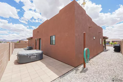 Exterior - 12742 E 48 Dr, Yuma, AZ 85367 photo 13 of 15