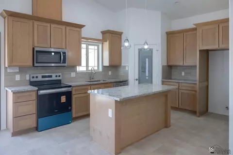 10828 E 45 St, Yuma, AZ 85367 photo 3