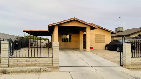 1037 N Guerrero Ave, San Luis, AZ 85336