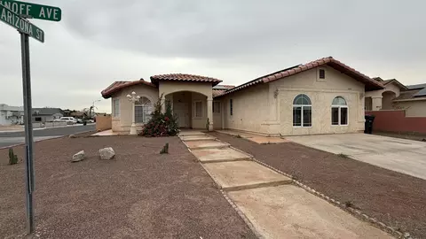 972 N Sinoff Ave, San Luis, AZ 85336