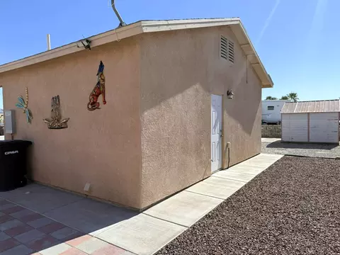 Exterior - 13267 E 46 Dr, Yuma, AZ 85367 photo 3 of 5