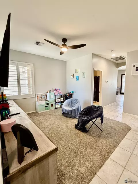Entry Way - 3556 E Corso Cavallo Ln, Yuma, AZ 85365 photo 2 of 2