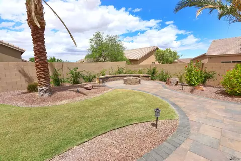 Exterior - 12222 E 33 Pl, Yuma, AZ 85367 photo 4 of 7