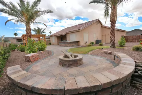 Exterior - 12222 E 33 Pl, Yuma, AZ 85367 photo 5 of 7