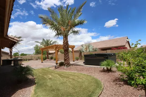Exterior - 12222 E 33 Pl, Yuma, AZ 85367 photo 3 of 7