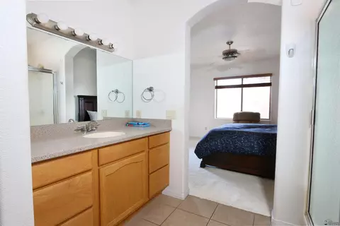 Bath - 12222 E 33 Pl, Yuma, AZ 85367 photo 1 of 3