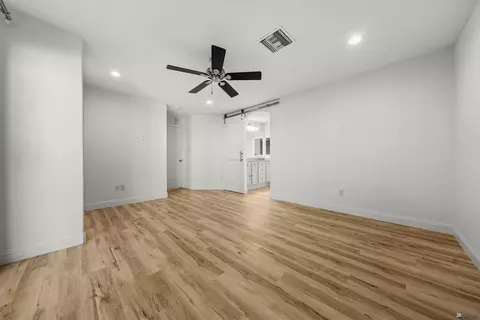 Bedroom - 11632 E 28 Pl, Yuma, AZ 85367 photo 3 of 5