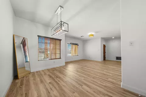 Living - 11632 E 28 Pl, Yuma, AZ 85367 photo 3 of 6