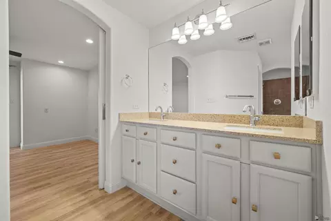 Bath - 11632 E 28 Pl, Yuma, AZ 85367 photo 1 of 4