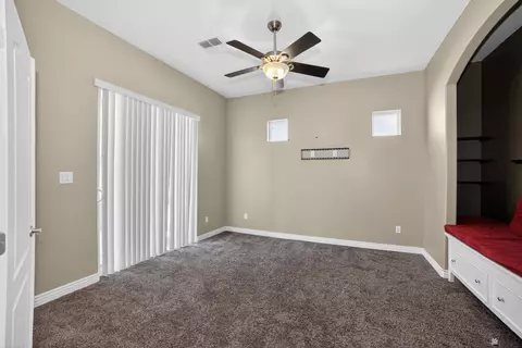 Living - 10215 E 39 St, Yuma, AZ 85367 photo 4 of 4