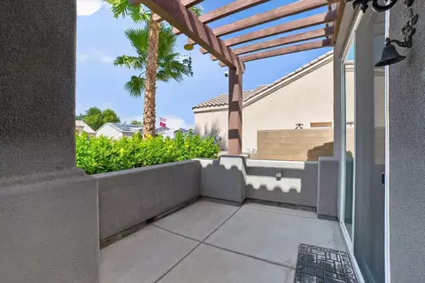 Exterior - 10215 E 39 St, Yuma, AZ 85367 photo 3 of 6