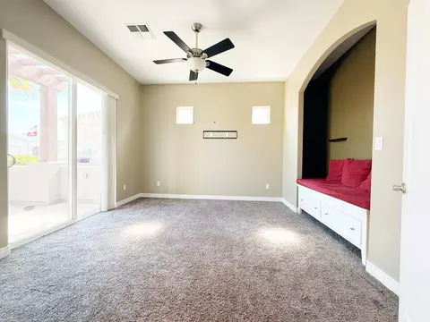 Living - 10215 E 39 St, Yuma, AZ 85367 photo 2 of 3