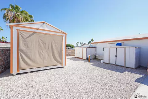 Exterior - 13802 E 47 St, Yuma, AZ 85367 photo 6 of 11