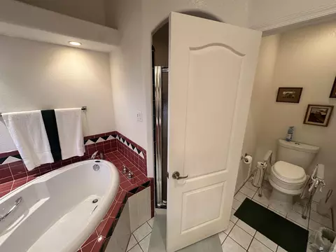 Bath - 14186 E 51 Pl, Yuma, AZ 85367 photo 4 of 4