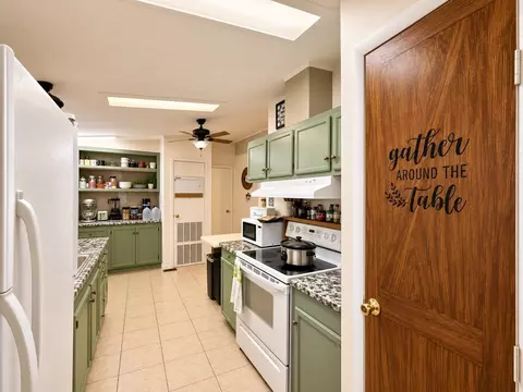 11447 E 35 Pl, Yuma, AZ 85367 photo 17
