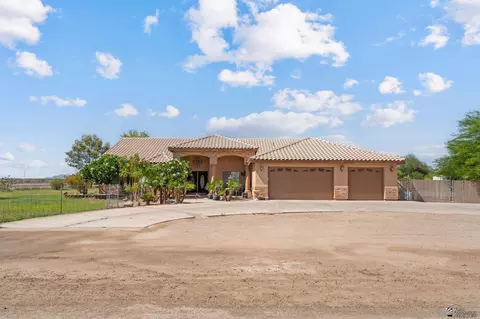 4888 W Sharon Ln, Somerton, AZ 85350