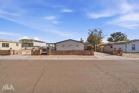 13223 E 55 Dr, Yuma, AZ 85367 photo 2
