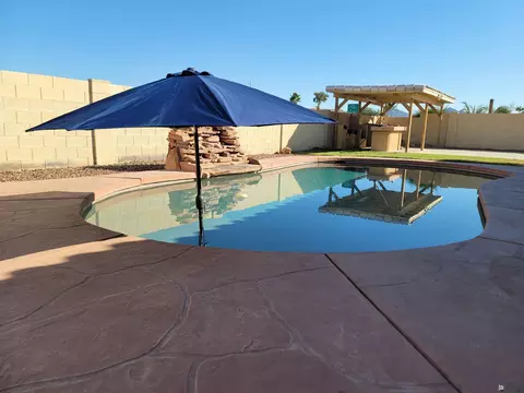 Exterior - 11476 E 28 Pl, Yuma, AZ 85367 photo 5 of 17