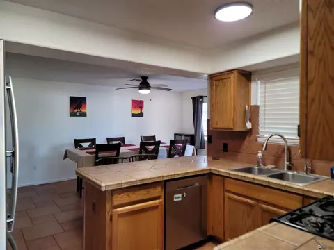 Kitchen - 11476 E 28 Pl, Yuma, AZ 85367 photo 2 of 3