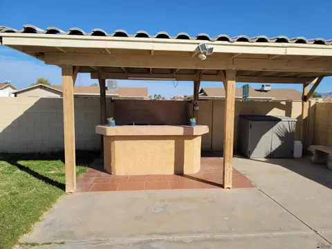 Exterior - 11476 E 28 Pl, Yuma, AZ 85367 photo 14 of 17