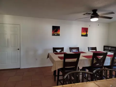 Dining - 11476 E 28 Pl, Yuma, AZ 85367 photo 3 of 4