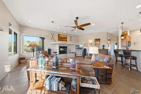 Living - 14628 E 56 St, Yuma, AZ 85367 photo 4 of 4