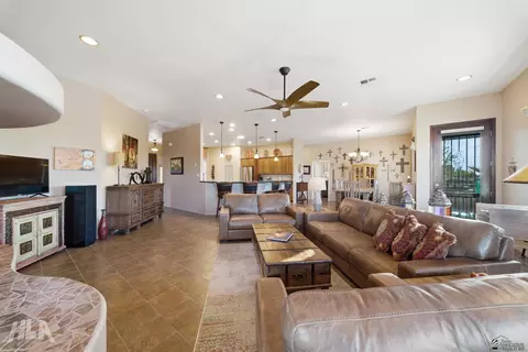 Living - 14628 E 56 St, Yuma, AZ 85367 photo 2 of 2