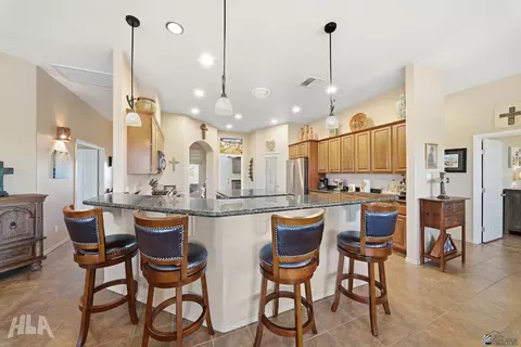 Kitchen - 14628 E 56 St, Yuma, AZ 85367 photo 1 of 5