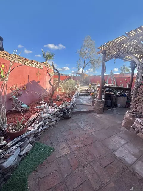 Exterior - 14552 E 28 St, Yuma, AZ 85367 photo 3 of 11