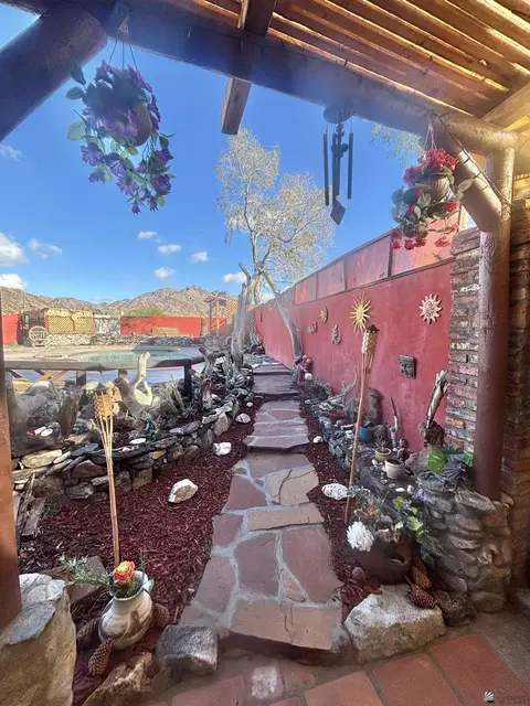 Exterior - 14552 E 28 St, Yuma, AZ 85367 photo 6 of 11