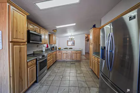 14362 E Warren Dr, Yuma, AZ 85367 photo 5