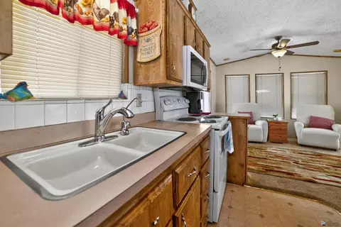 13328 E 47 Dr, Yuma, AZ 85367 photo 9