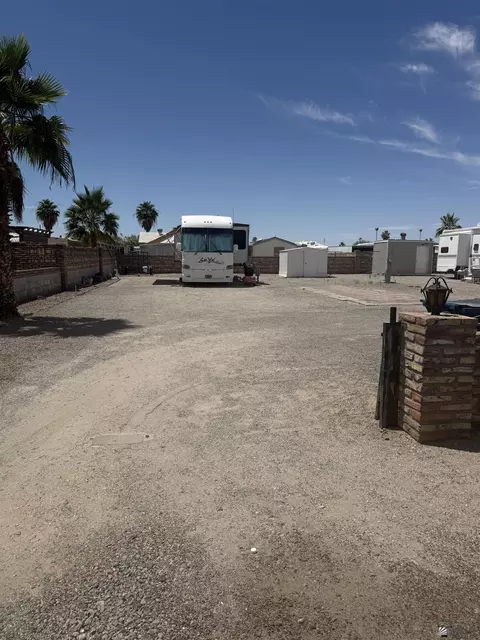 12471 E 39 St, Yuma, AZ 85367 photo 2