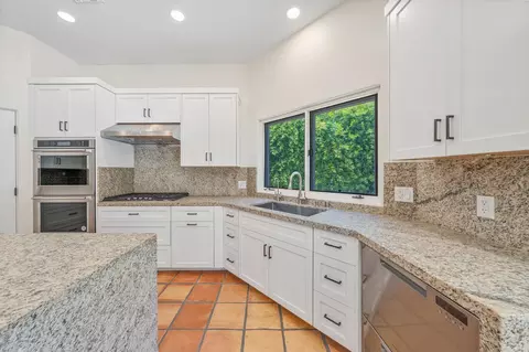 Kitchen - 6319 E Telegraph St, Yuma, AZ 85365 photo 4 of 6