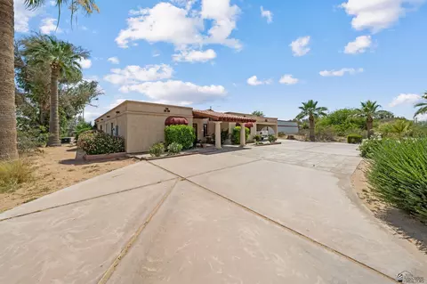 Exterior - 4189 E County 15 St, Yuma, AZ 85365 photo 7 of 8