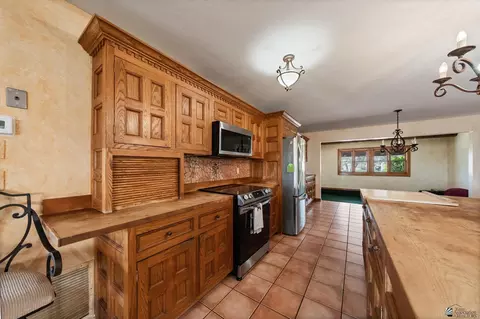 Kitchen - 4189 E County 15 St, Yuma, AZ 85365 photo 2 of 3