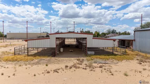 Exterior - 4189 E County 15 St, Yuma, AZ 85365 photo 8 of 8