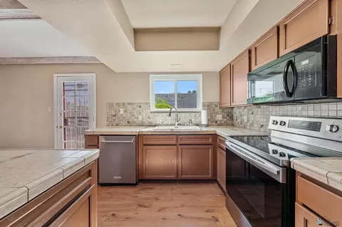 2256 E San Marcos Dr, Yuma, AZ 85365 photo 11
