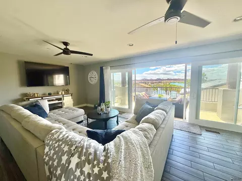 Living - 10405 E Tule Rd, Yuma, AZ 85365 photo 3 of 7