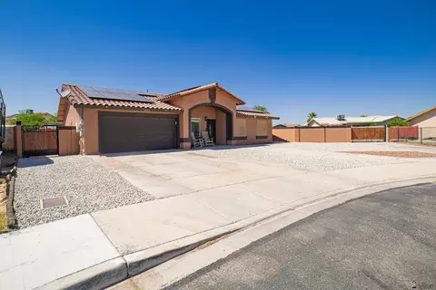 Exterior - 6092 E 41 Pl, Yuma, AZ 85365 photo 2 of 13