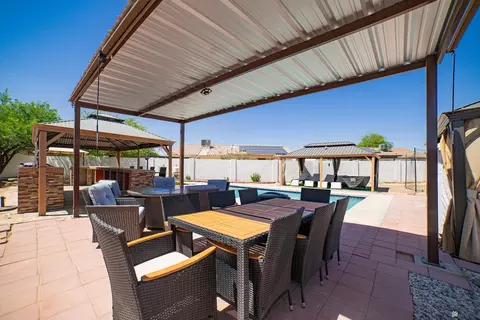 Exterior - 6092 E 41 Pl, Yuma, AZ 85365 photo 7 of 13
