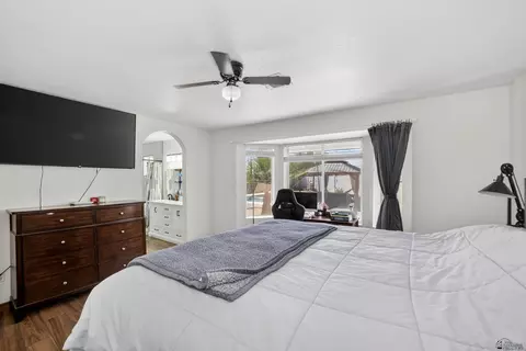 Bedroom - 6092 E 41 Pl, Yuma, AZ 85365 photo 4 of 4