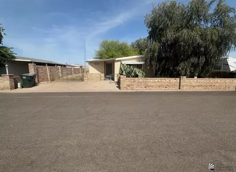 9643 S Apache Tears Ave, Yuma, AZ 85365 photo 2
